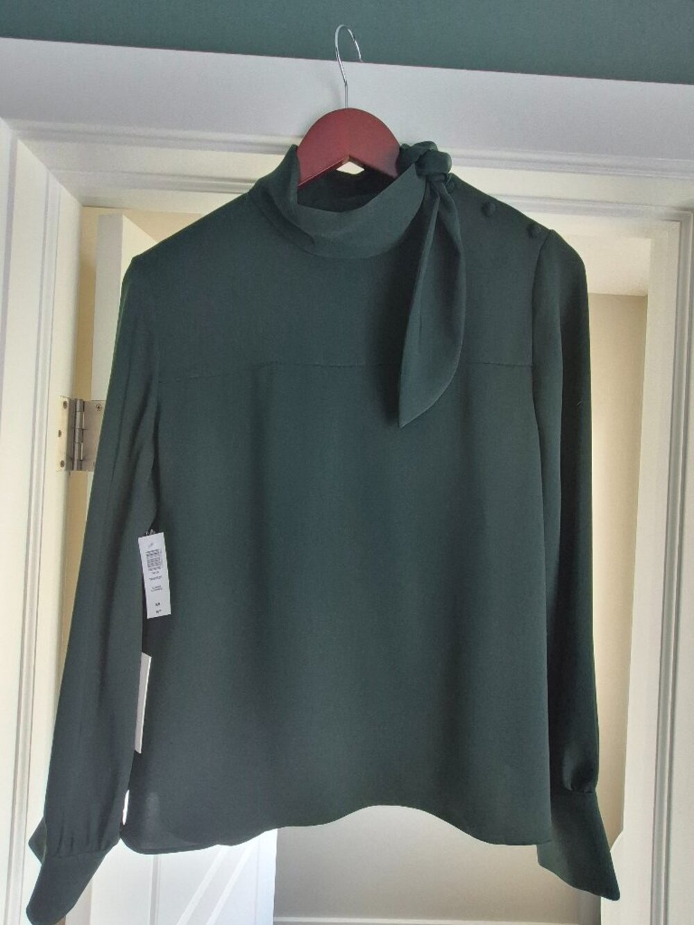 NWT Wilfred Aritizia Trapeze Blouse